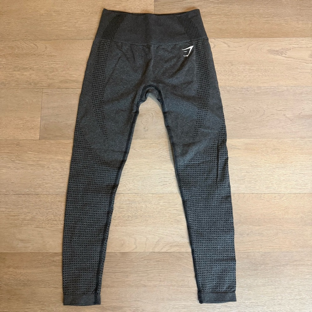 Gymshark Women’s Gray Athletic Leggings - S